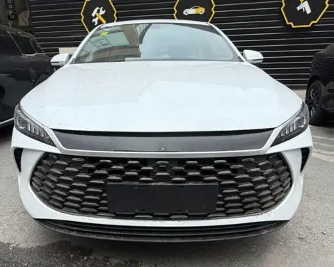 BYD Qin Plus 2025 — миниатюра 3