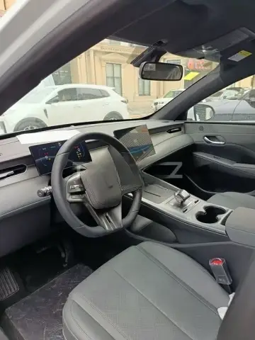 BYD Qin Plus 2025 — миниатюра 6