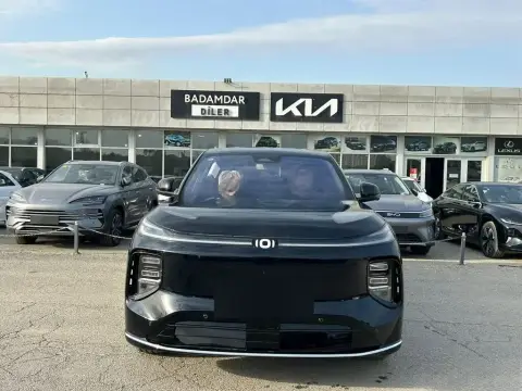 Changan Qiyuan Q07 2025 — миниатюра 2