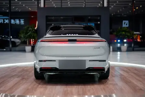 Zeekr 007 GT 2026 — миниатюра 8