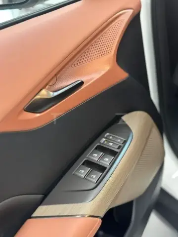 Changan Qiyuan A05 2025 — миниатюра 8