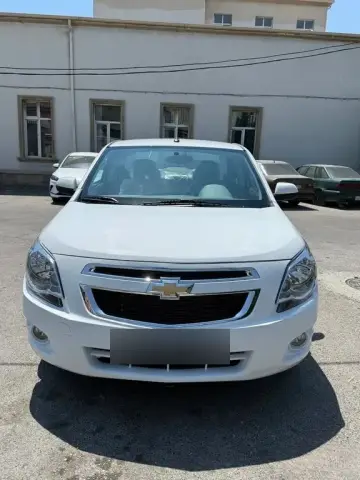 Chevrolet Cobalt 2026 — миниатюра 1