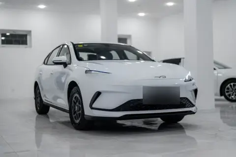 BYD Seal 05 2025 — миниатюра 1