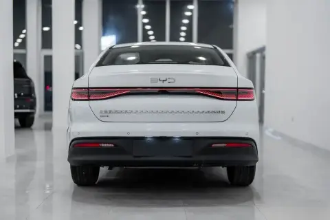 BYD Seal 05 2025 — миниатюра 9
