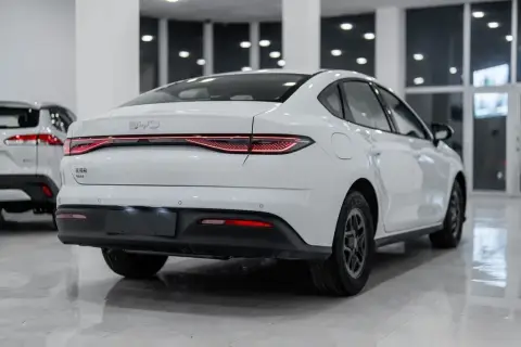 BYD Seal 05 2025 — миниатюра 10