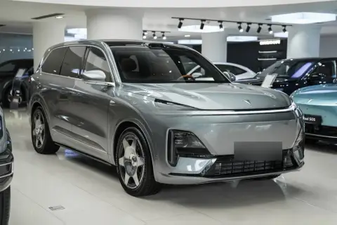 Changan Deepal S09 2025 — миниатюра 1