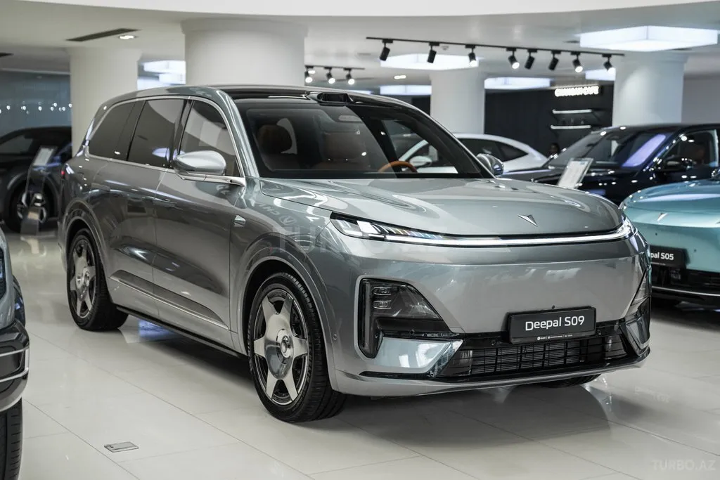 Changan Deepal S09 2025 — фото 1 из 10