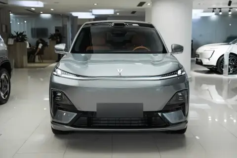 Changan Deepal S09 2025 — миниатюра 2
