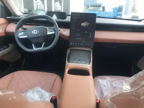 Changan Qiyuan A05 2025 — миниатюра 7
