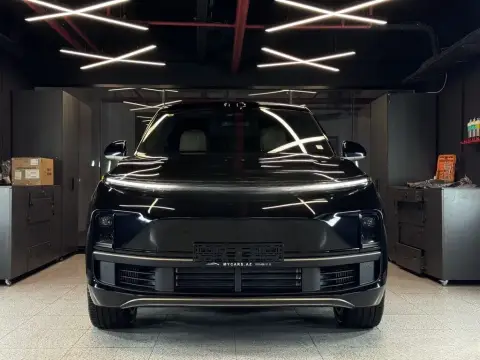 Li Auto L9 2025 — миниатюра 3