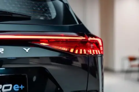 Chery Tiggo 8 Pro e+ 2025 — миниатюра 10