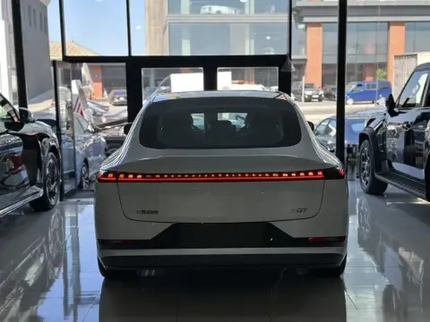 Changan Qiyuan A07 2025 — миниатюра 6