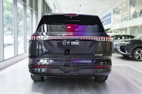 Dongfeng YiPai 008 2025 — миниатюра 7