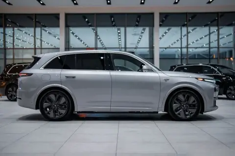 Li Auto L7 2025 — миниатюра 6