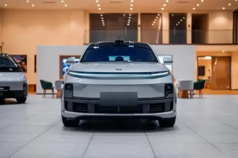 Li Auto L7 2025 — миниатюра 8