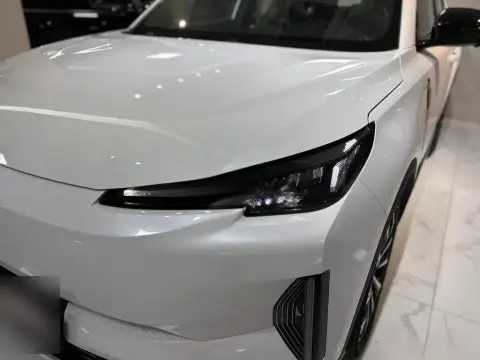 Changan Qiyuan Q05 2025 — миниатюра 2