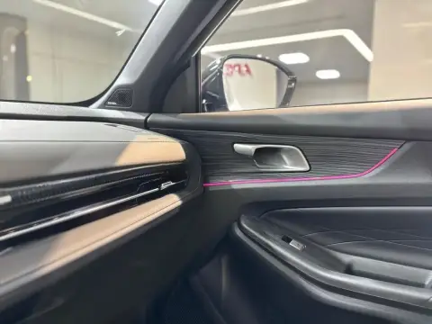 Changan Qiyuan Q05 2025 — миниатюра 9