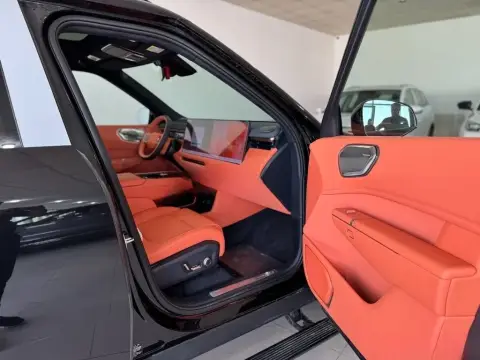 Lynk & Co 900 2026 — миниатюра 8