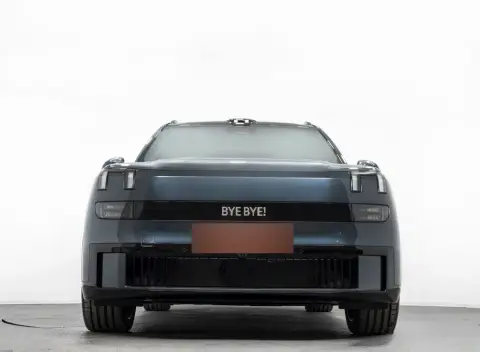 Lynk & Co 900 2025 — миниатюра 1