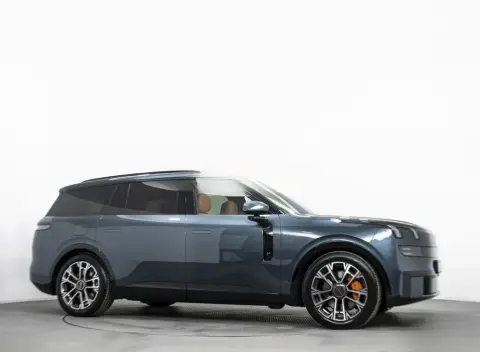 Lynk & Co 900 2025 — миниатюра 2