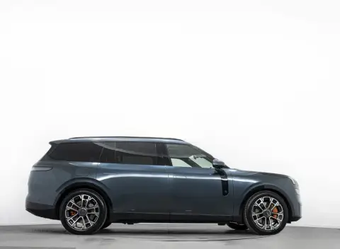 Lynk & Co 900 2025 — миниатюра 3