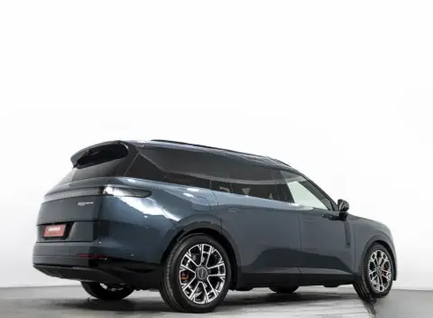 Lynk & Co 900 2025 — миниатюра 4