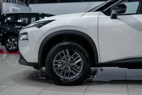 Nissan X-Trail 2025 — миниатюра 4