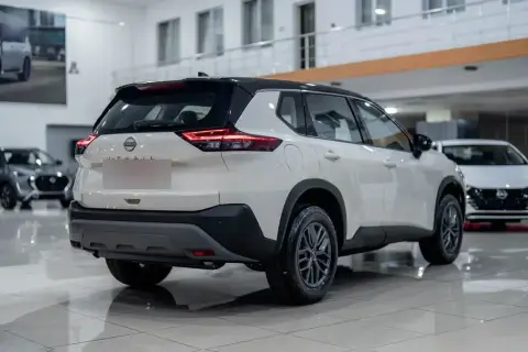 Nissan X-Trail 2025 — миниатюра 8