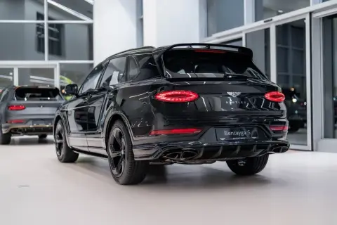 Bentley Bentayga 2025 — миниатюра 6