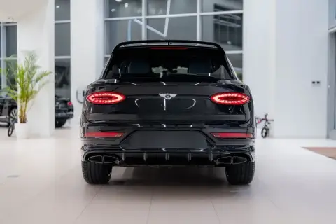 Bentley Bentayga 2025 — миниатюра 7