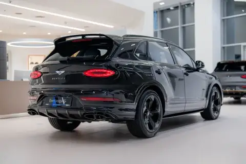 Bentley Bentayga 2025 — миниатюра 8