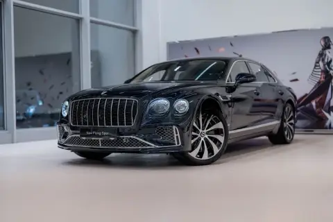 Bentley Flying Spur 2025