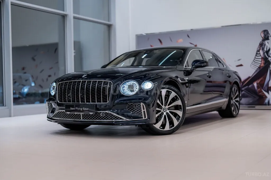 Bentley Flying Spur 2025 — фото 1 из 10