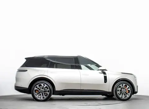 Lynk & Co 900 2025 — миниатюра 5