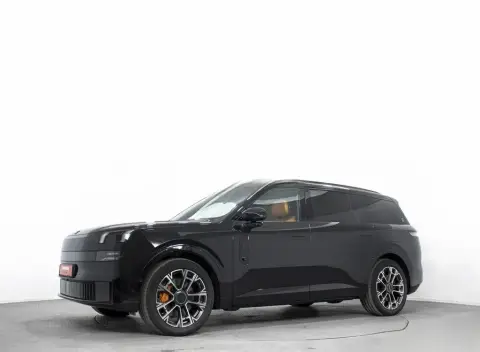 Lynk & Co 900 2025 — миниатюра 2