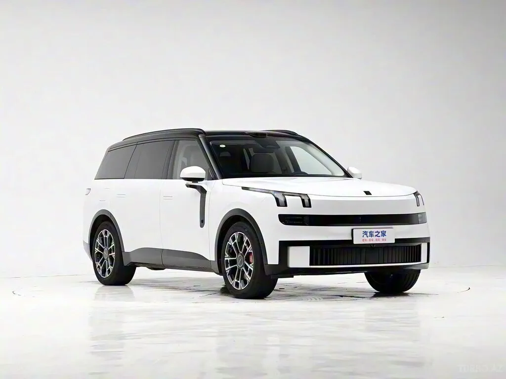 Lynk & Co 900 2025 — фото 1 из 10