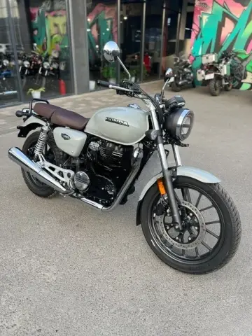 Honda H’ness CB350 DLX Pro 2025