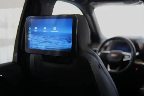 Chevrolet Tahoe 2026 — миниатюра 2