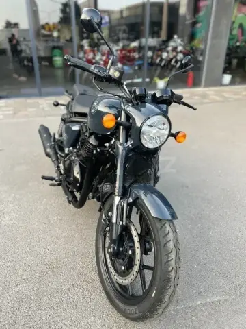 Royal Enfield Shotgun 650 2025 — миниатюра 2
