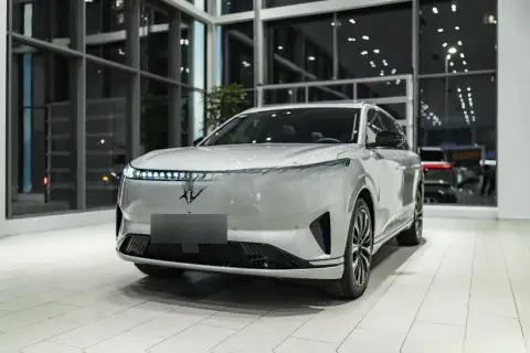 Dongfeng YiPai 008 2025