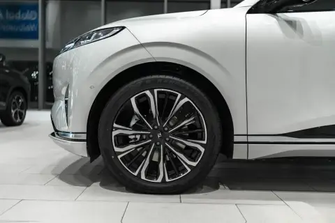 Dongfeng YiPai 008 2025 — миниатюра 3