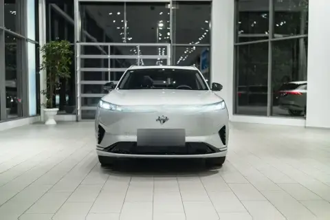 Dongfeng YiPai 008 2025 — миниатюра 7