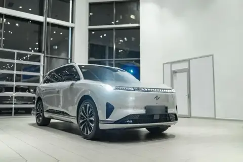 Dongfeng YiPai 008 2025 — миниатюра 8