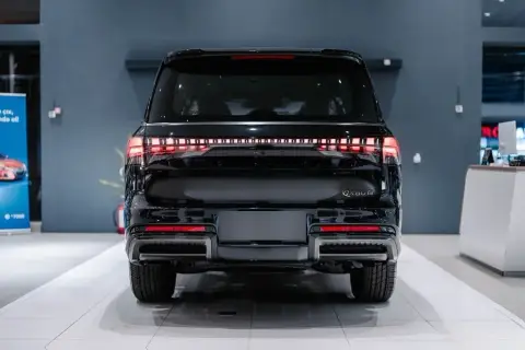 Infiniti QX80 2025 — миниатюра 8
