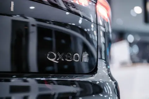 Infiniti QX80 2025 — миниатюра 10