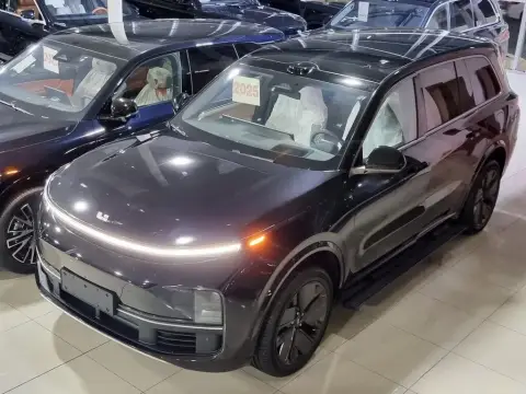 Li Auto L9 2025 — миниатюра 2