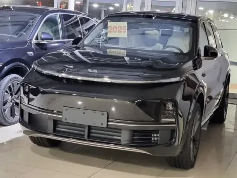Li Auto L9 2025 — миниатюра 9
