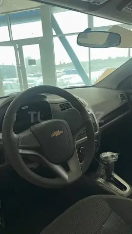Chevrolet Cobalt 2026 — миниатюра 6