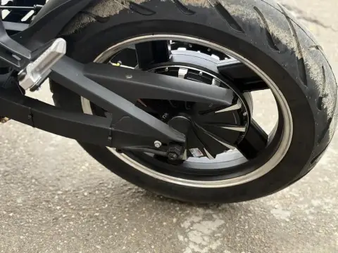 Yamaha R15 2025 — миниатюра 7