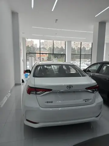 Toyota Corolla 2025 — миниатюра 2